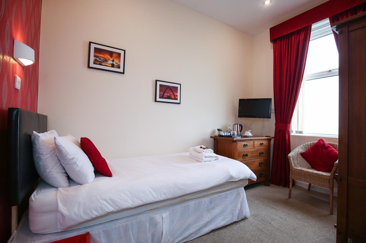 Riviera Guesthouse Whitby Exterior photo